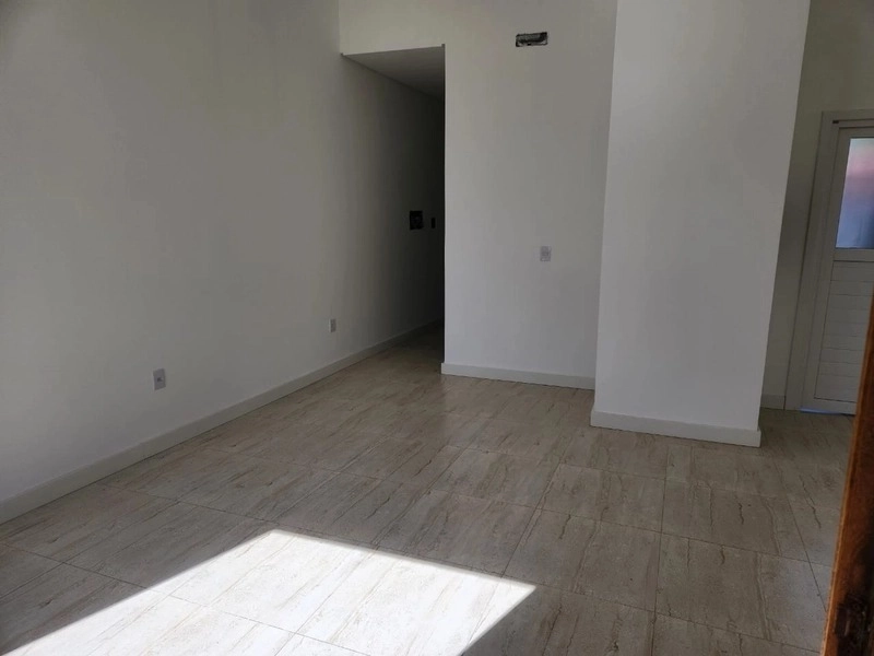 Casa na avenida a menos de 100 metros do mar!: 4ª foto da galeria de imagens do imóvel