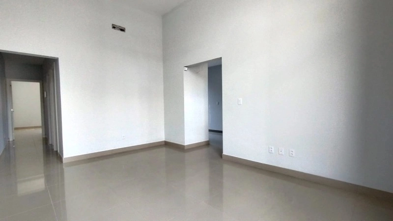 Casa com dois dormitórios próxima a praia: 17ª foto da galeria de imagens do imóvel