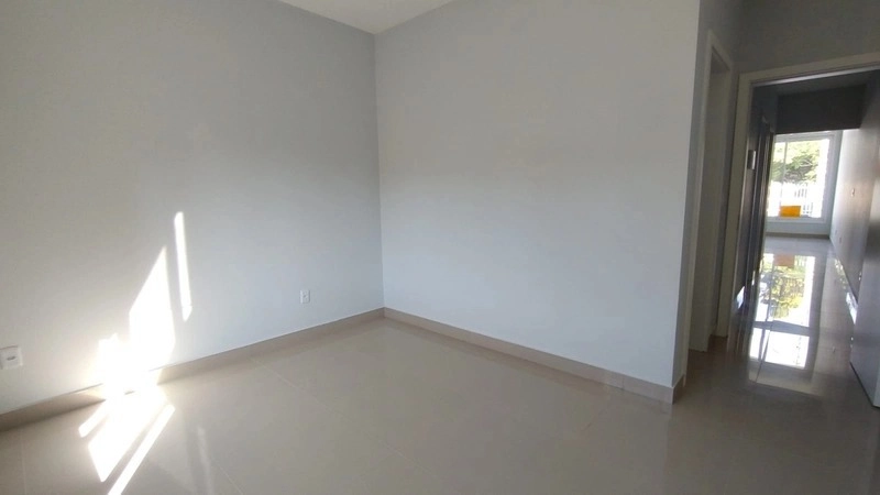 Casa com dois dormitórios próxima a praia: 19ª foto da galeria de imagens do imóvel