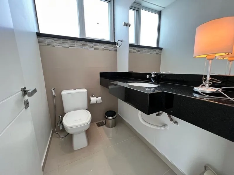 Casa de cinema com 4 Suítes e piscina no condomínio Condado: 24ª foto da galeria de imagens do imóvel