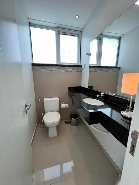 Casa de cinema com 4 Suítes e piscina no condomínio Condado: 5ª foto da galeria de imagens do imóvel