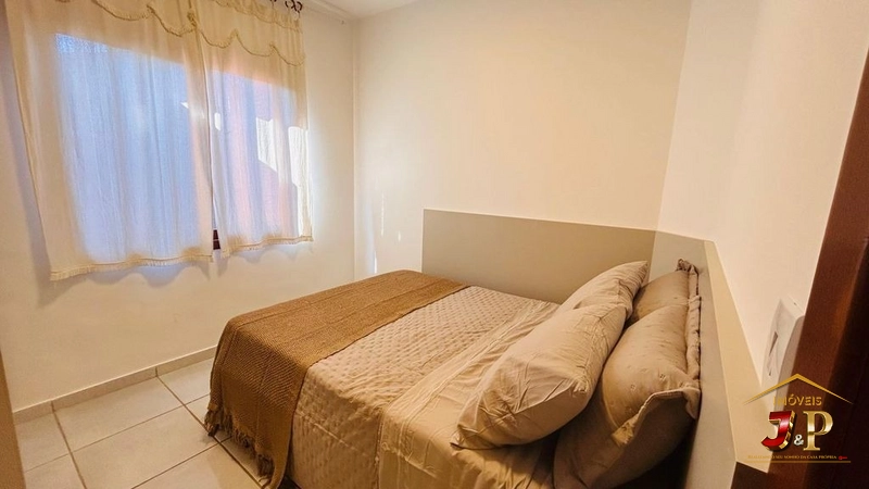 Casa belíssima com 3 quartos e piscina: 2ª foto da galeria de imagens do imóvel