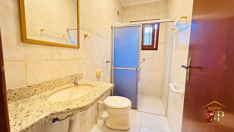 Casa belíssima com 3 quartos e piscina: 7ª foto da galeria de imagens do imóvel