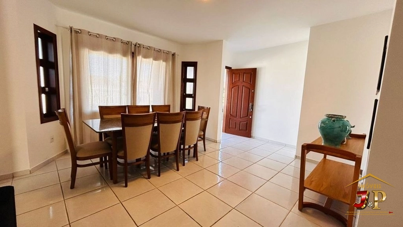 Casa belíssima com 3 quartos e piscina: 10ª foto da galeria de imagens do imóvel