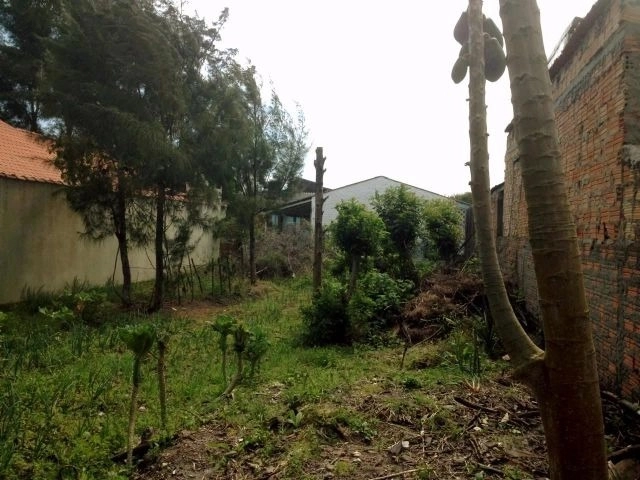Terreno 2 quadras do mar no Arco Iris em Capão da Canoa: 1ª foto da galeria de imagens do imóvel
