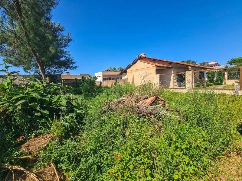 Para investidor - Terreno ideal para construção de geminadas: 1ª foto da galeria de imagens do imóvel