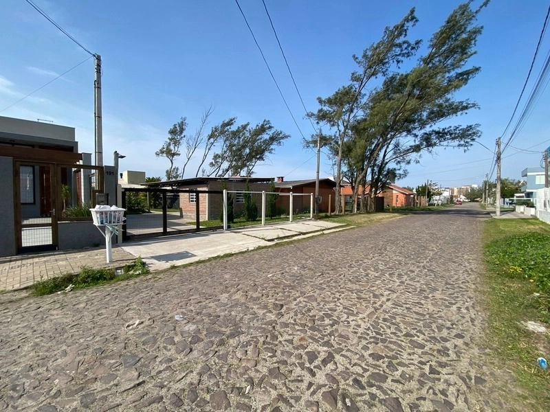 Casa 1 quadra do mar no Araçá - 3 dormitórios (1 suíte) junto ao Hotel: 7ª foto da galeria de imagens do imóvel
