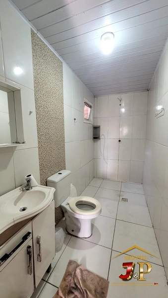 CASA DE ESQUINA À VENDA – BAIRRO SANTA LUZIA: 8ª foto da galeria de imagens do imóvel