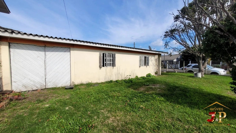 CASA DE ESQUINA À VENDA – BAIRRO SANTA LUZIA: 10ª foto da galeria de imagens do imóvel