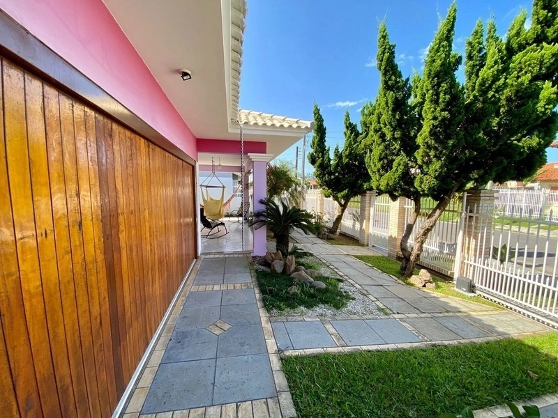 CASA 3 DORMITÓRIOS (1 SUÍTE) POUCAS QUADRA DO MAR: 36ª foto da galeria de imagens do imóvel
