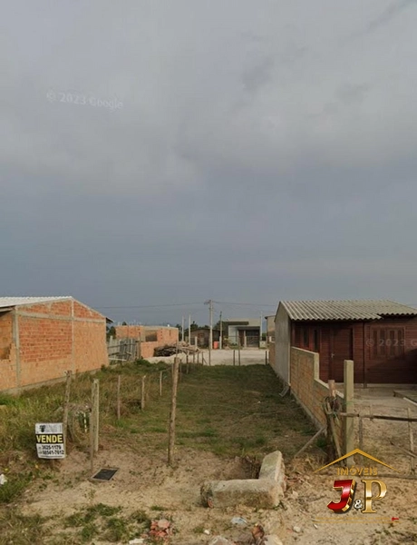Meio terreno com valor imperdível;: 1ª foto da galeria de imagens do imóvel
