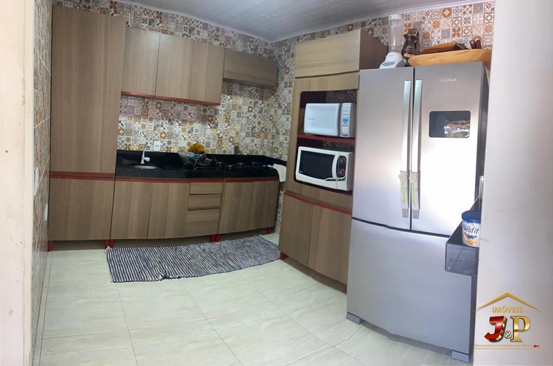 Casa com 2 dormitórios, quiosque e piscina: 10ª foto da galeria de imagens do imóvel