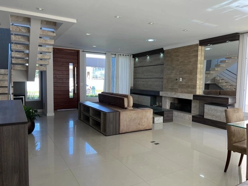 Casa mobiliada com 4 suítes no condomínio Dubai: 32ª foto da galeria de imagens do imóvel