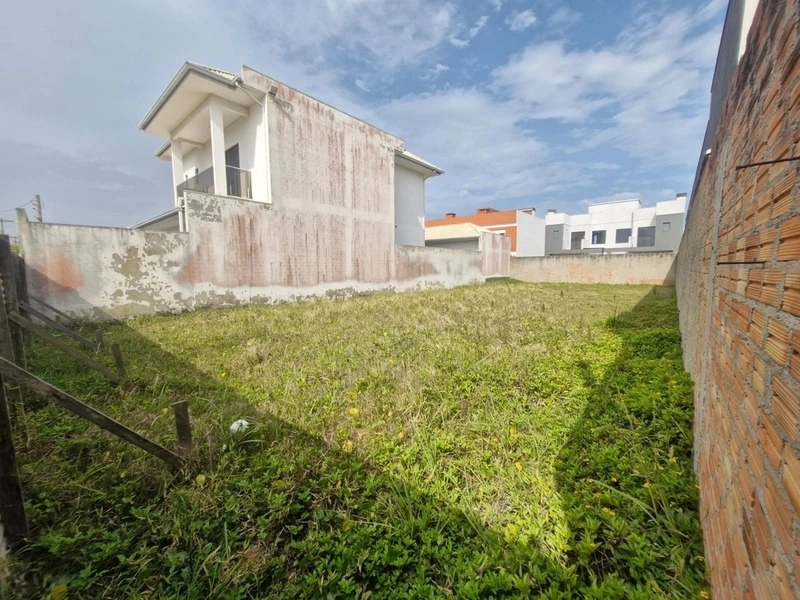 Terreno próximo à praia com ótima posição solar: 5ª foto da galeria de imagens do imóvel
