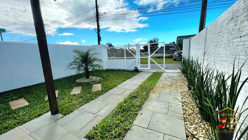 Casa com 2 dormitórios de frente a avenida: 15ª foto da galeria de imagens do imóvel