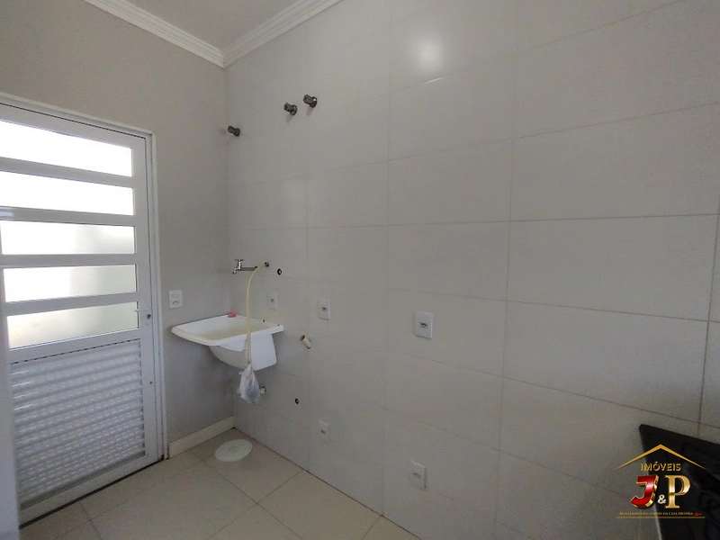 Casa com 2 dormitórios pronta para você decorar e morar!: 16ª foto da galeria de imagens do imóvel