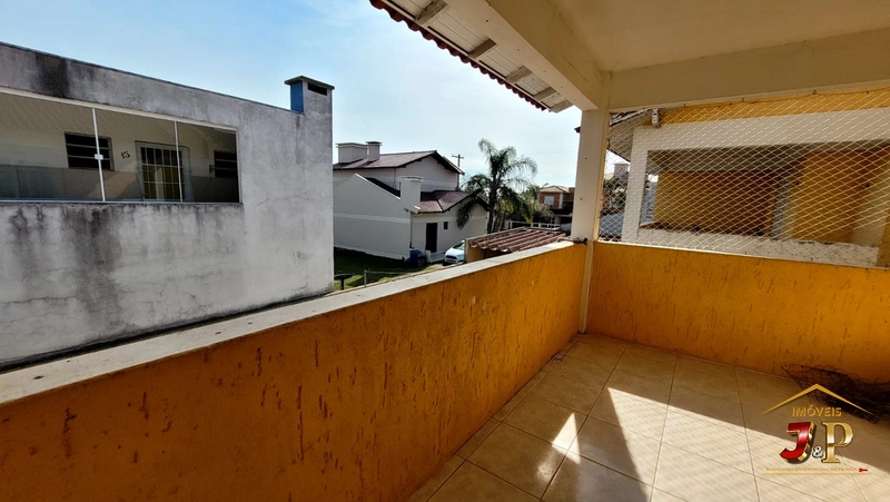 Apartamento com 3 dormitórios em Capão Novo: 3ª foto da galeria de imagens do imóvel
