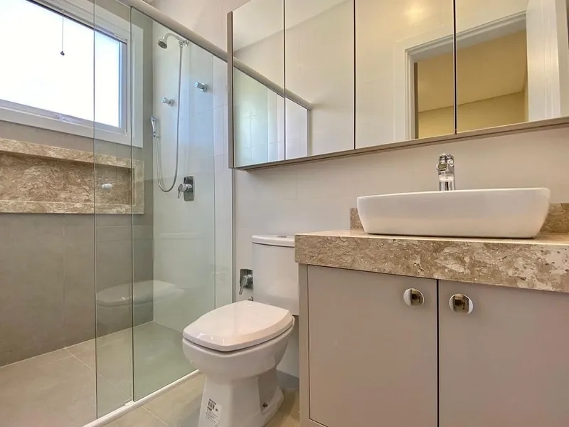 Casa com 4 suítes mobiliada no condomínio: 30ª foto da galeria de imagens do imóvel