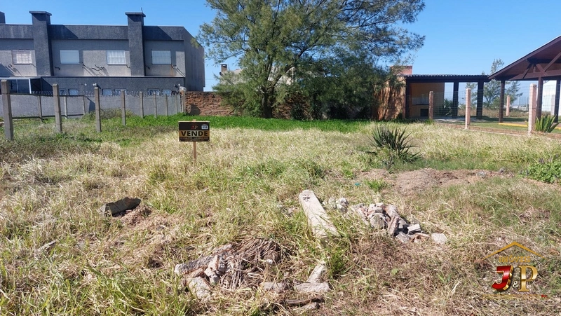 Terreno em uma das melhores localizações em Capão com 412m²: 3ª foto da galeria de imagens do imóvel