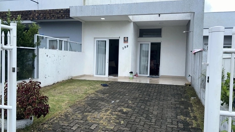 CASA BEM LOCALIZADA  COM  SUÍTE: 12ª foto da galeria de imagens do imóvel