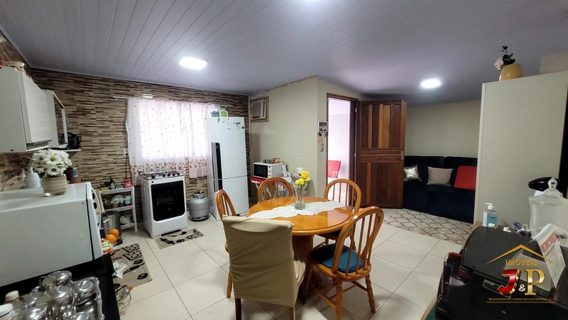 Casa à venda com anexo em Capão da Canoa: 2ª foto da galeria de imagens do imóvel
