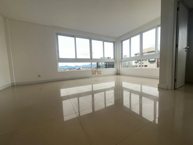 Apartamento novo em plento centro : 5ª foto da galeria de imagens do imóvel