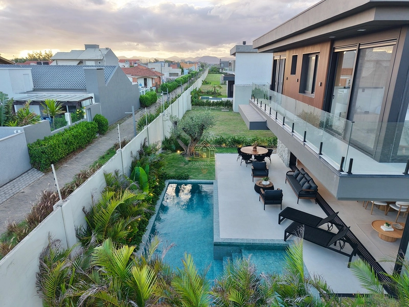 Sobrado de luxo no Condomínio LOS COBOS em Xangrila: 4ª foto da galeria de imagens do imóvel