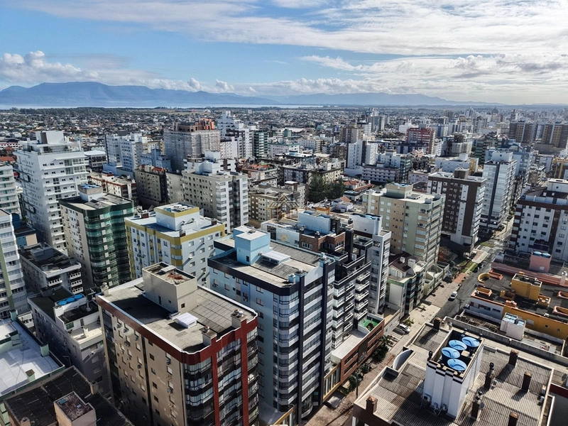 Amplo apartamento junto a Praça de Lazer: 7ª foto da galeria de imagens do imóvel