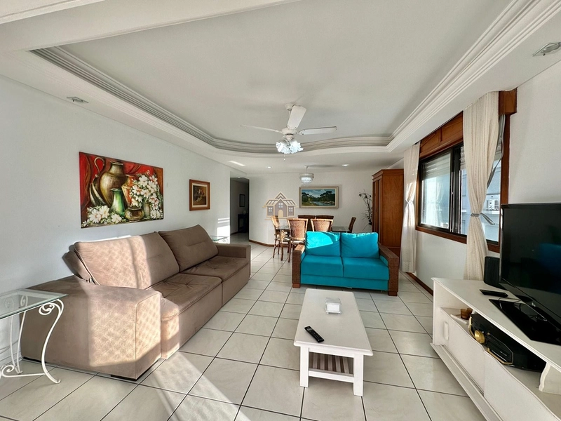 Amplo apartamento junto a Praça de Lazer: 5ª foto da galeria de imagens do imóvel