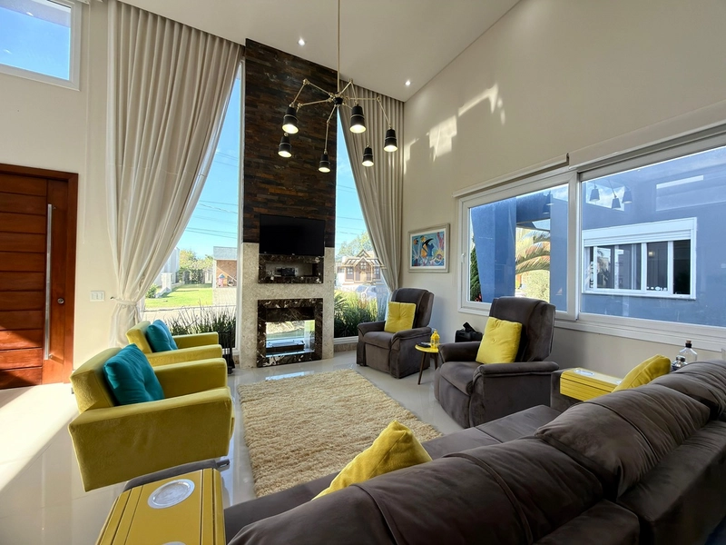 Casa no Conodomínio Dubai em Capão: 7ª foto da galeria de imagens do imóvel