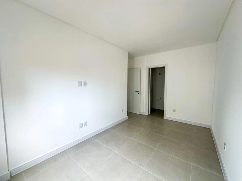 Apartamento de alto padrão : 9ª foto da galeria de imagens do imóvel