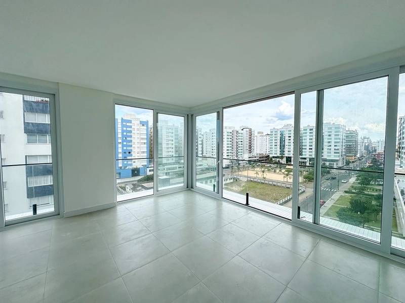 Apartamento de alto padrão : 1ª foto da galeria de imagens do imóvel