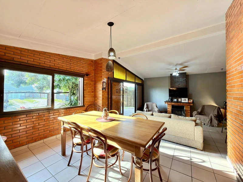 Casa em Xangrila: 7ª foto da galeria de imagens do imóvel