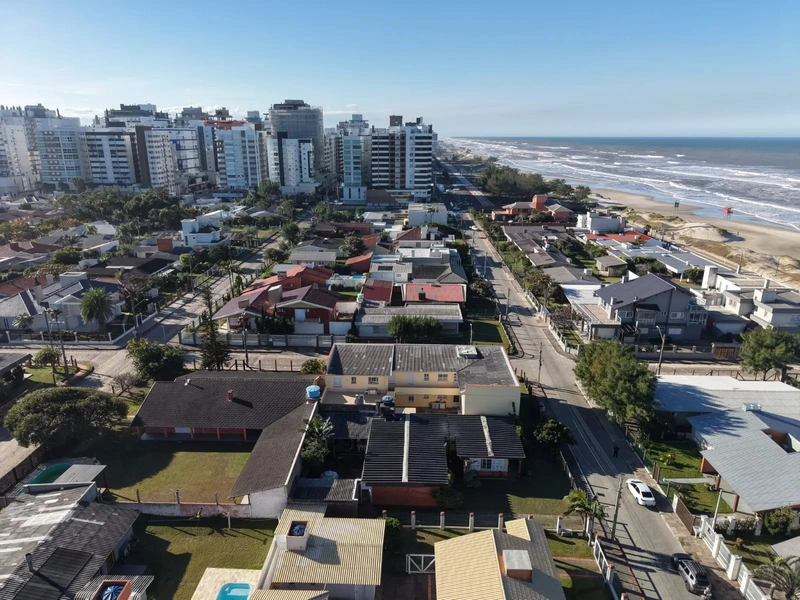 CASA EM ATLÂNTIDA: 2ª foto da galeria de imagens do imóvel