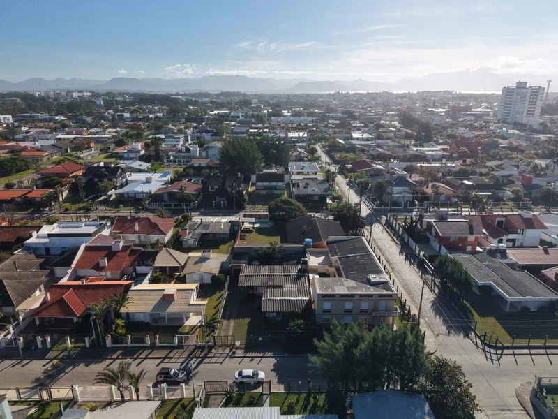 CASA EM ATLÂNTIDA: 8ª foto da galeria de imagens do imóvel