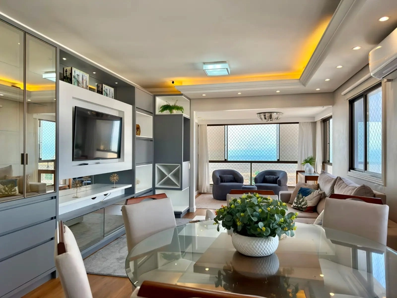 APARTAMENTO À VENDA COM VISTA PANORÂMICA PARA O MAR: 2ª foto da galeria de imagens do imóvel