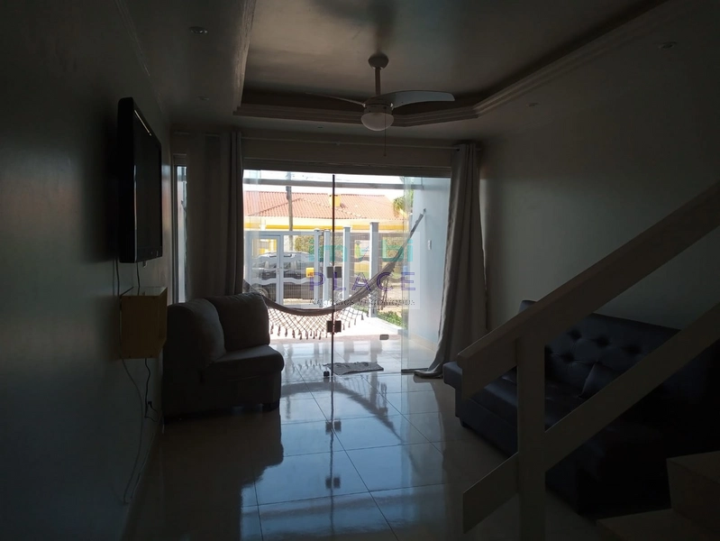 Casa Duplex Mobiliada no centro de Imbé 2 quartos 2 banheiros: 18ª foto da galeria de imagens do imóvel