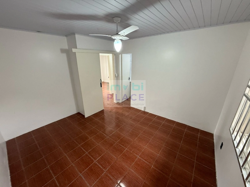 Casa ampla e bem localizada à venda: 18ª foto da galeria de imagens do imóvel