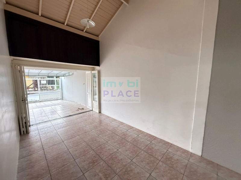 Casa ampla e bem localizada à venda: 22ª foto da galeria de imagens do imóvel