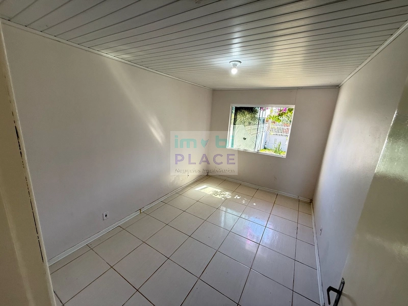 Aconchegante Casa de 2 Dormitórios à Venda – Ideal para sua Família!: 15ª foto da galeria de imagens do imóvel