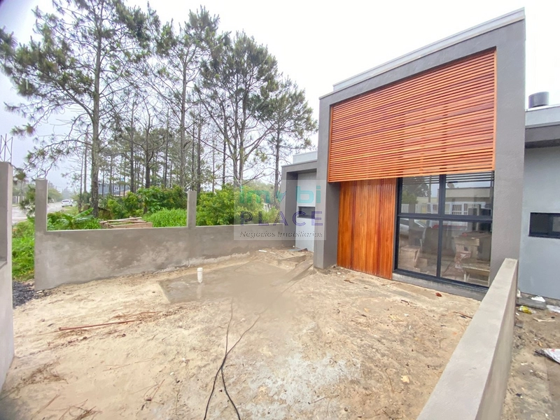 Casa em Construção à Venda em Nova Tramandaí!: 1ª foto da galeria de imagens do imóvel