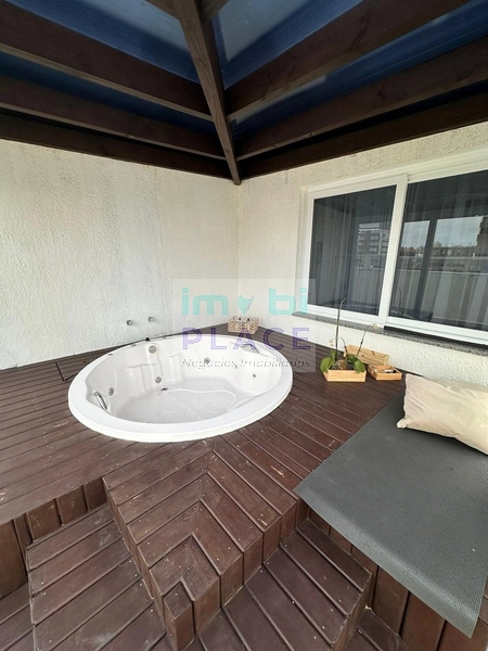 Este apartamento de cobertura no Edifício Interprise Center: 9ª foto da galeria de imagens do imóvel