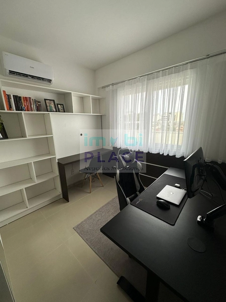 Este apartamento de cobertura no Edifício Interprise Center: 3ª foto da galeria de imagens do imóvel