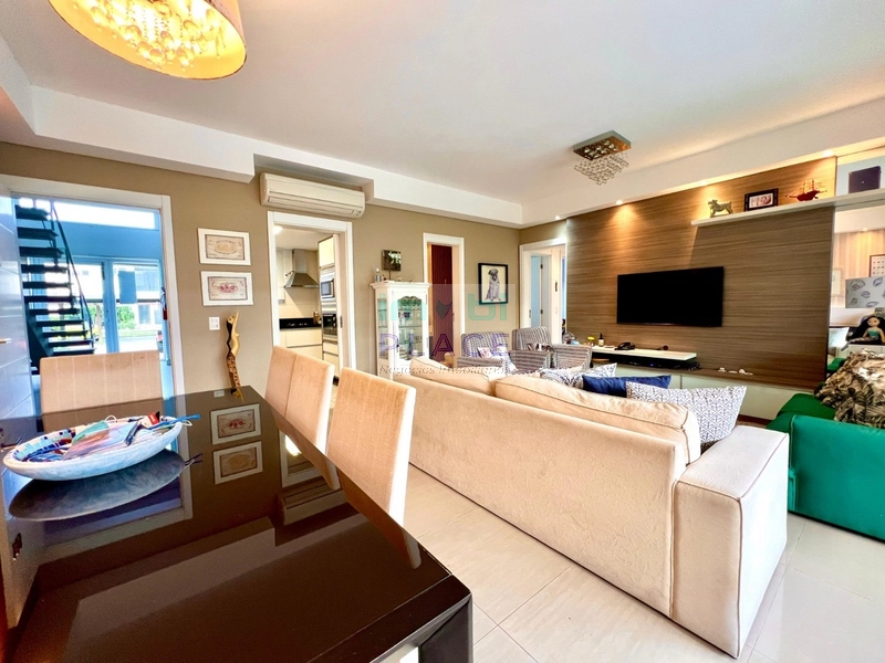 bela casa localizada no Condomínio Rossi Atlântida, em Xangri-lá.: 14ª foto da galeria de imagens do imóvel