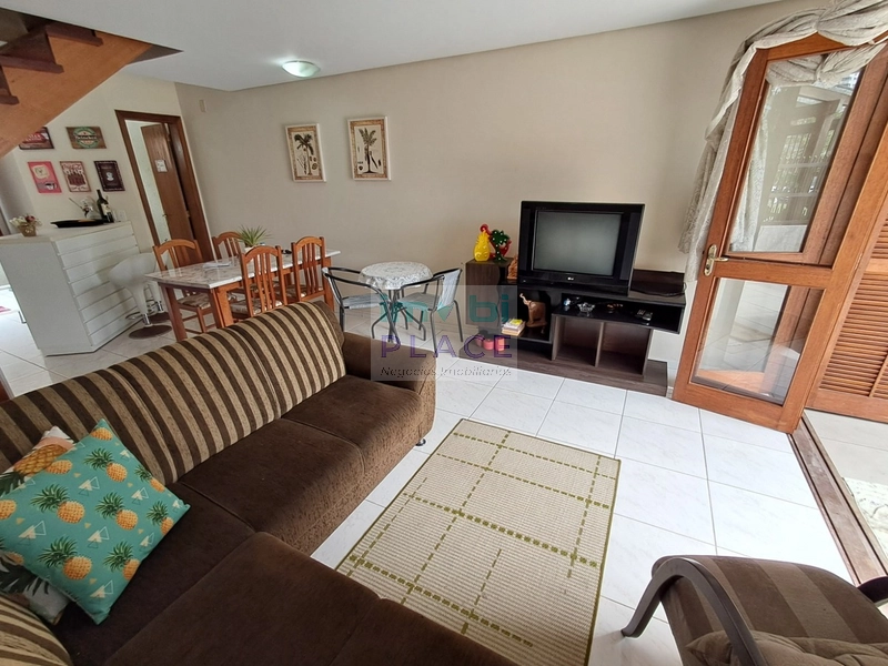 Sobrado Geminado em Tramandaí: 8ª foto da galeria de imagens do imóvel