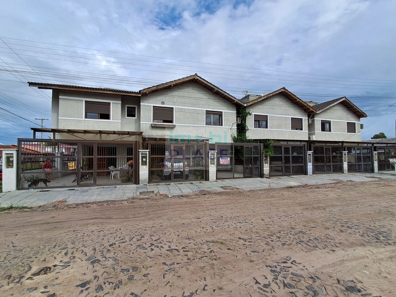 Sobrado Geminado em Tramandaí: 3ª foto da galeria de imagens do imóvel