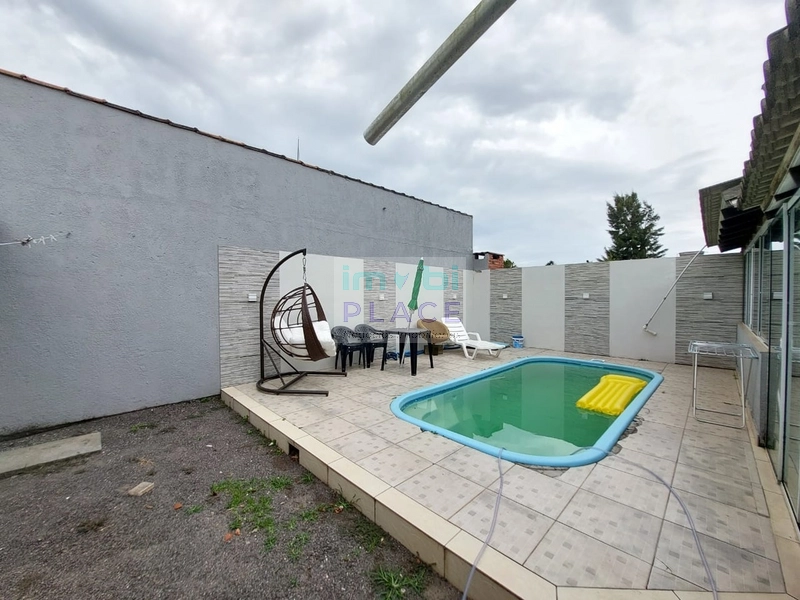 Charmoso sobrado com piscina em Nova Tramandaí: 12ª foto da galeria de imagens do imóvel