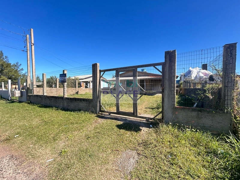 CASA EM TERRENO AMPLO COM CONSTRUÇÃO | ZONA NOVA SUL: 6ª foto da galeria de imagens do imóvel