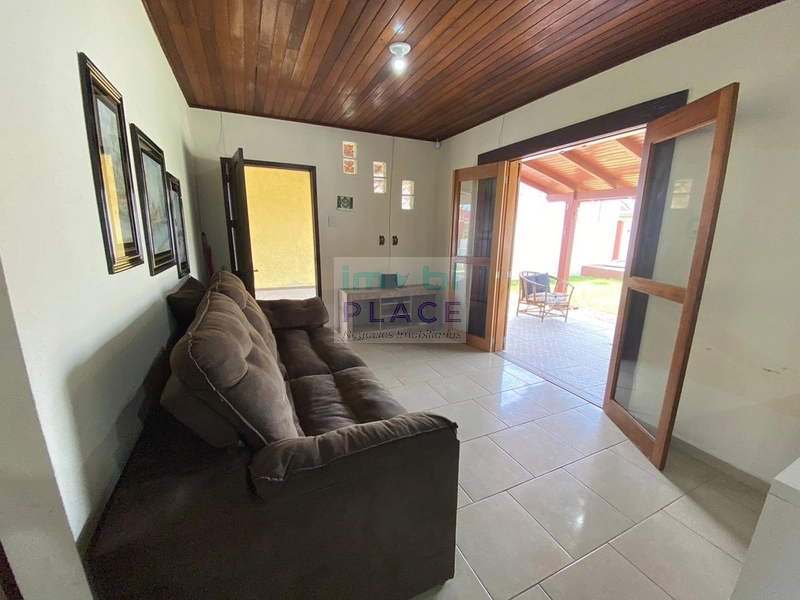 Exclusividade Residência com Piscina a 230 Metros do Mar em Tramandaí: 6ª foto da galeria de imagens do imóvel