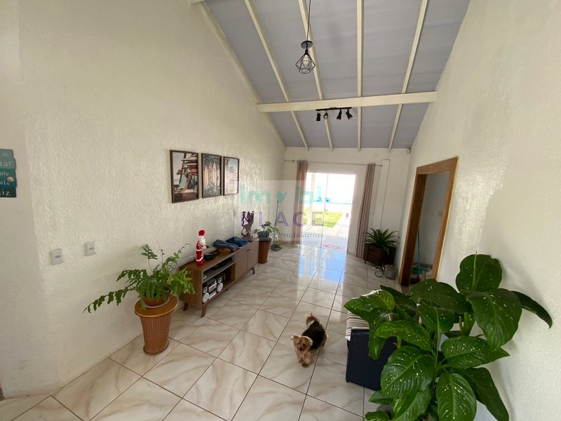 Linda casa a venda: 2ª foto da galeria de imagens do imóvel